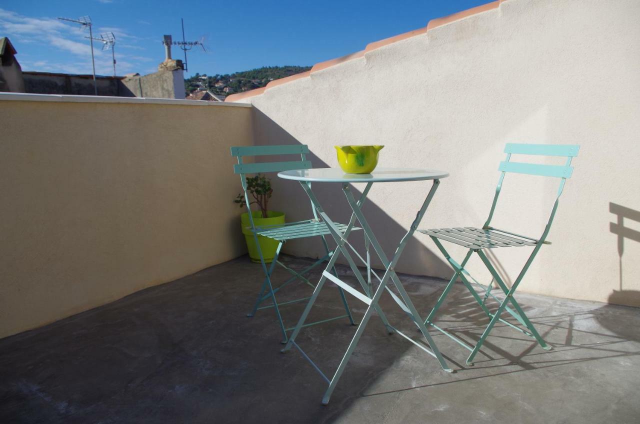 A La Apartment *