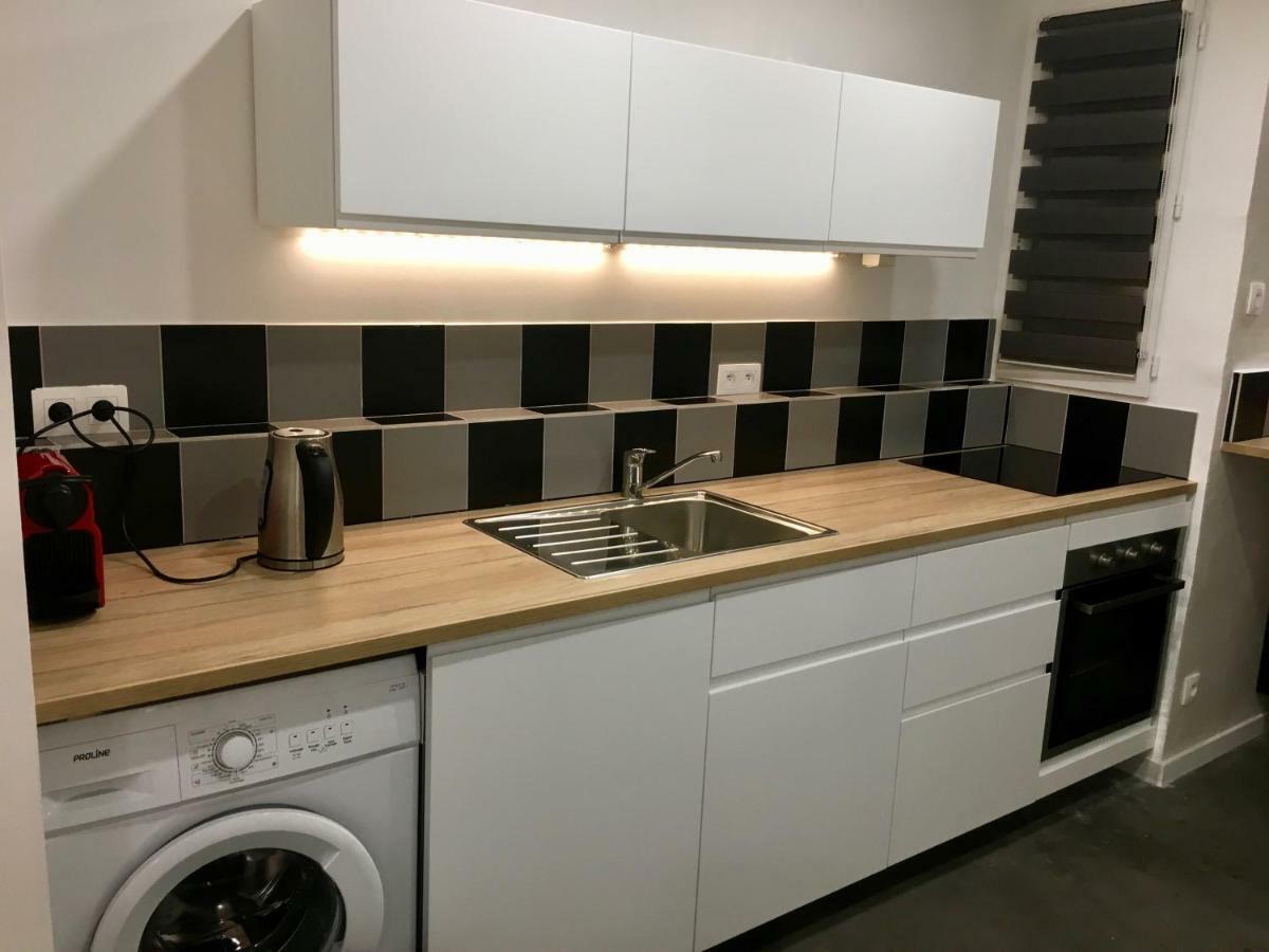 Appartement A La *