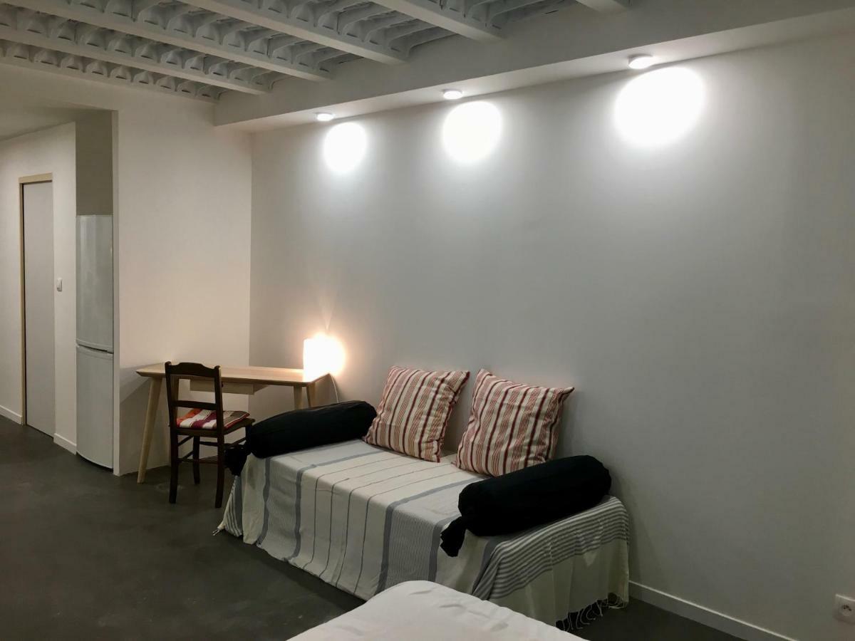 Appartement A La *